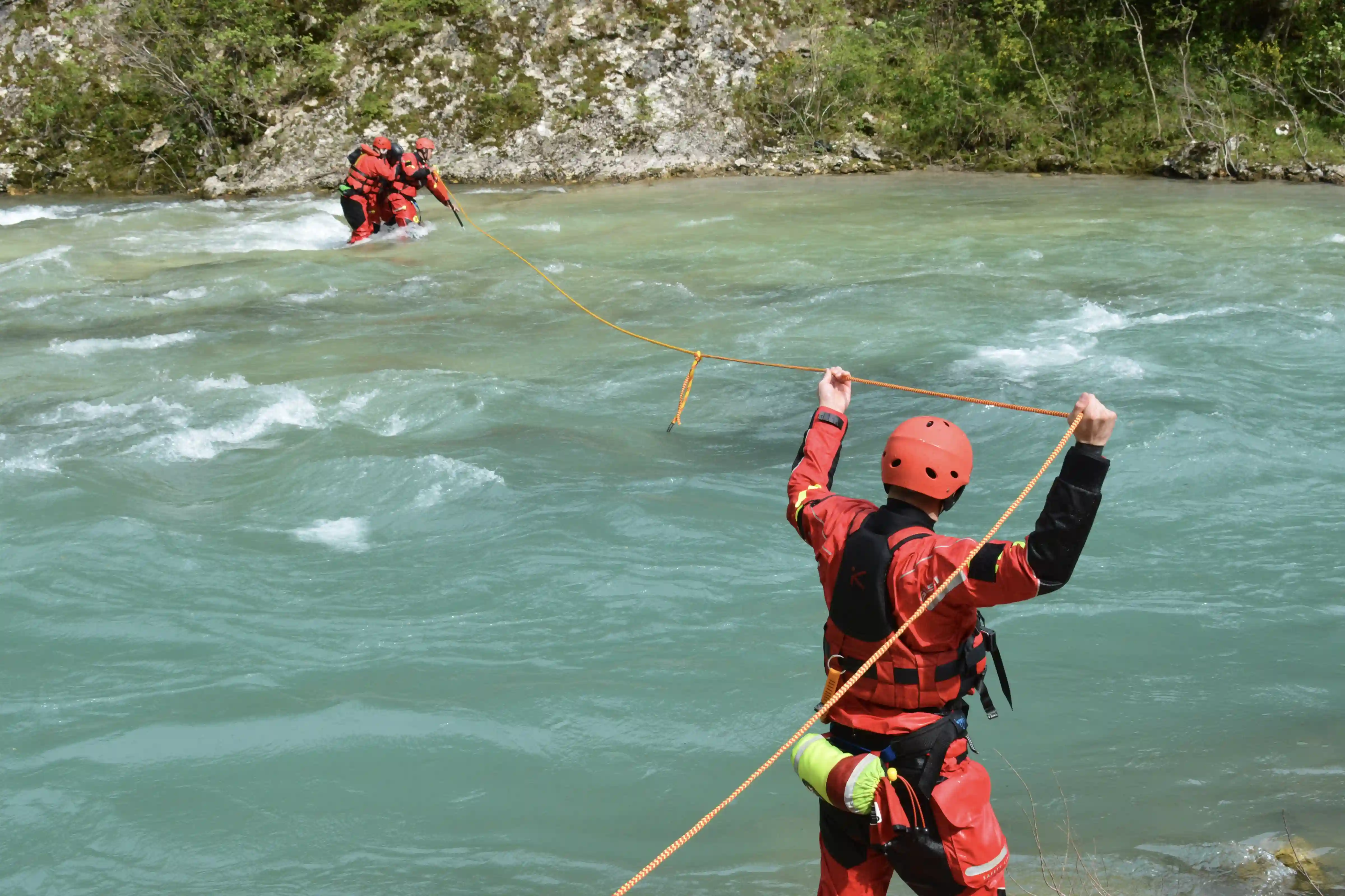 Rescue 3 Swiftwater Rescue Technician Clients Making A Zipline